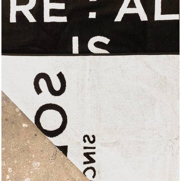 NEW THE SOLOIST X RE:AL luxurious double looped beach towel in black